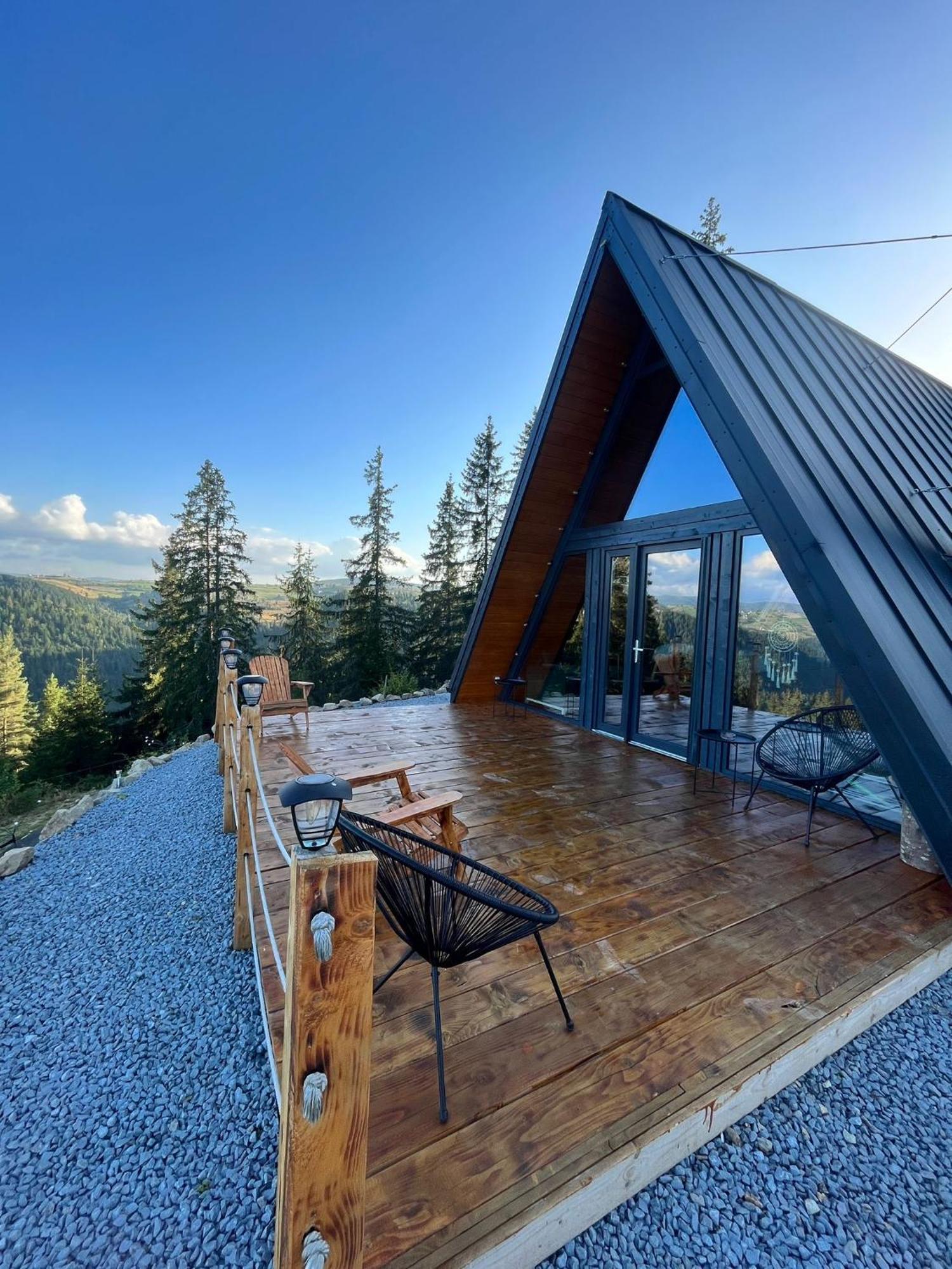 La Koltau A-Frame Hotel Mărişel Екстериор снимка