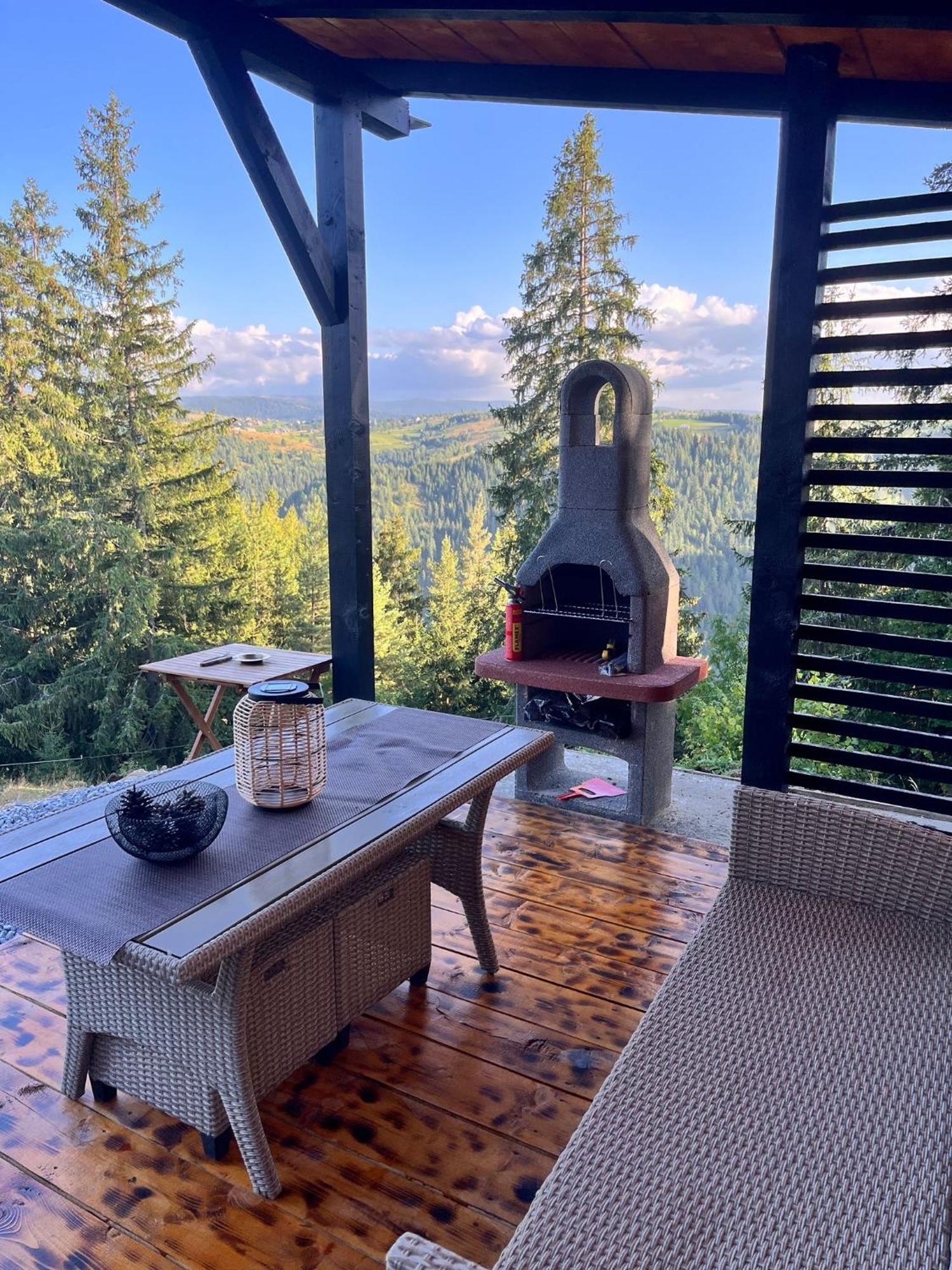 La Koltau A-Frame Hotel Mărişel Екстериор снимка
